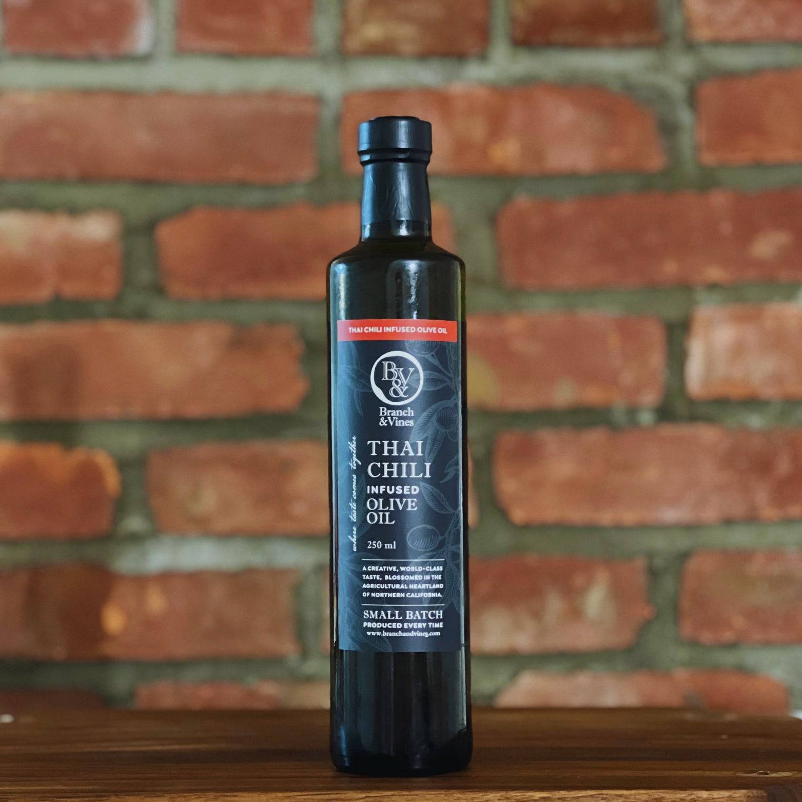 'Thai Bird Chili Infused Olive Oil' Branch and Vines